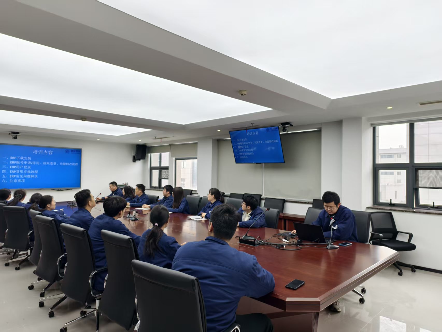 c85f877e56cebad015af6787a0f6d139.jpg c85f877e56cebad015af6787a0f6d139.jpg